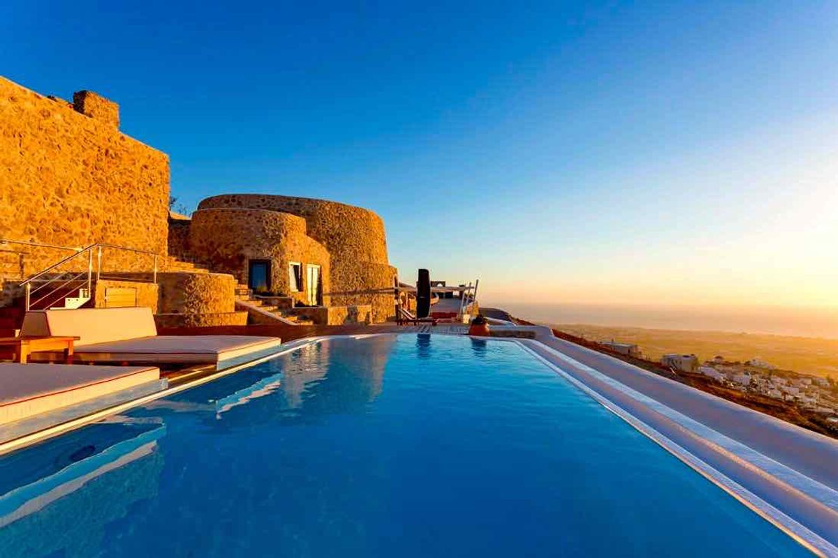 Celadon villa photo.