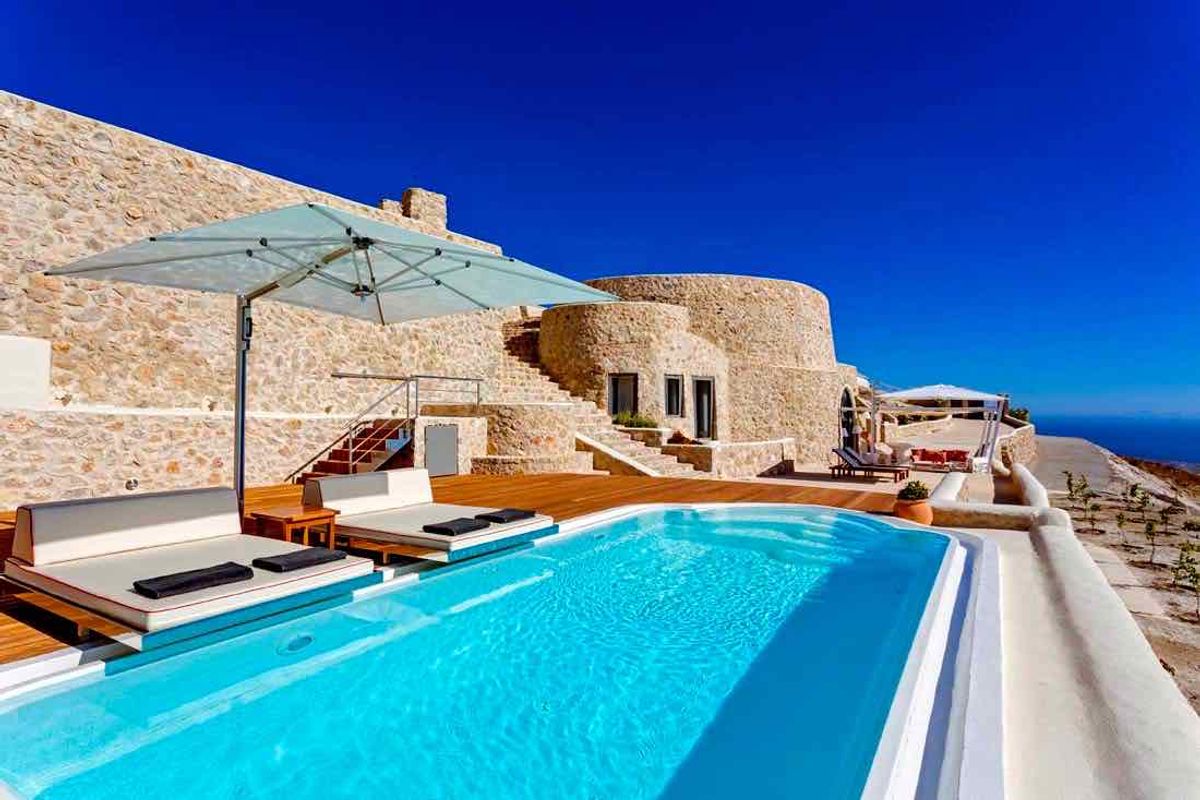 Celadon villa photo.