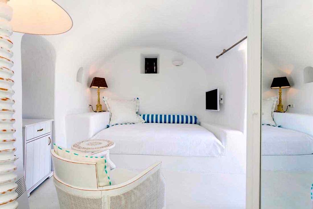 Celadon villa photo.