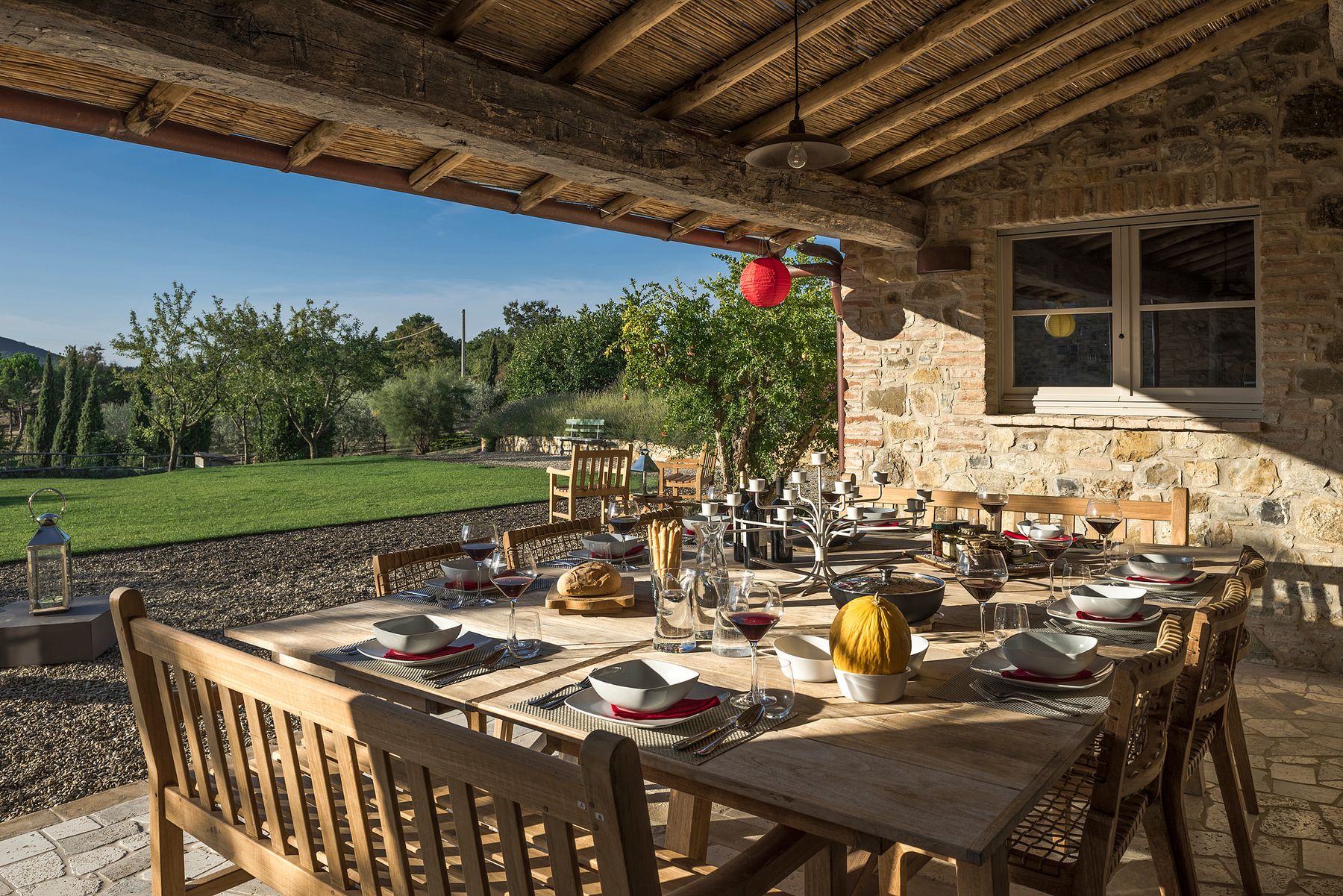 Alfresco Dining