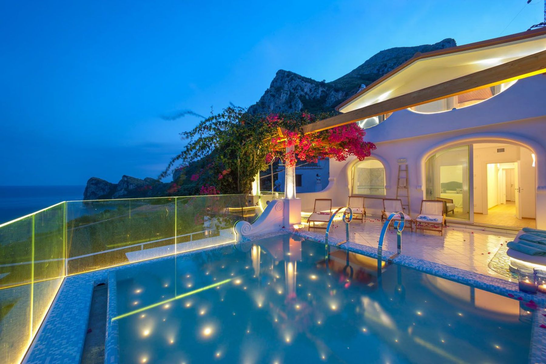 Galene villa photo.