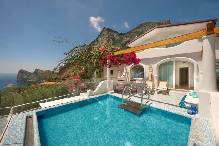 Galene villa photo.