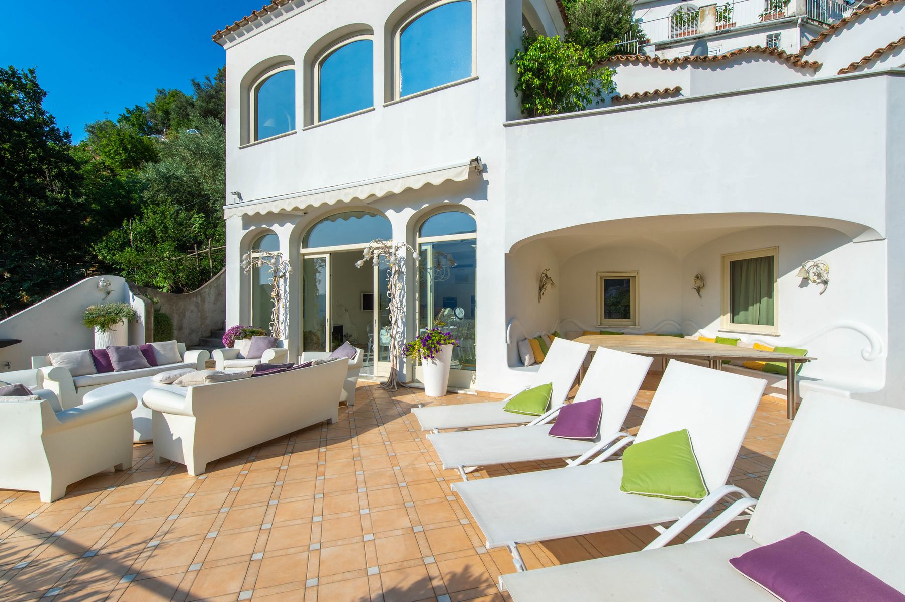 Giulia villa photo.