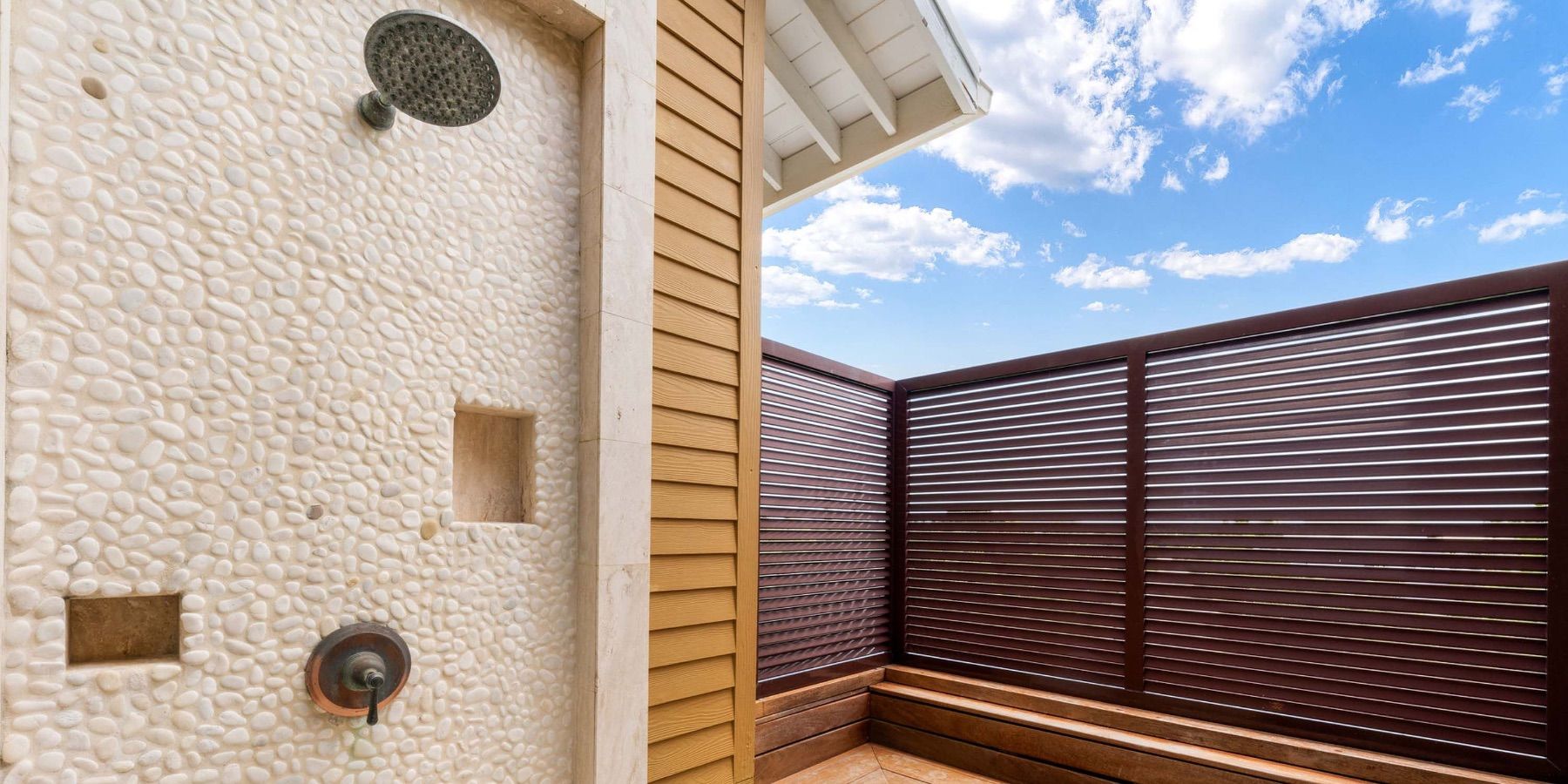 Primary bedroom outdoor bathroom 