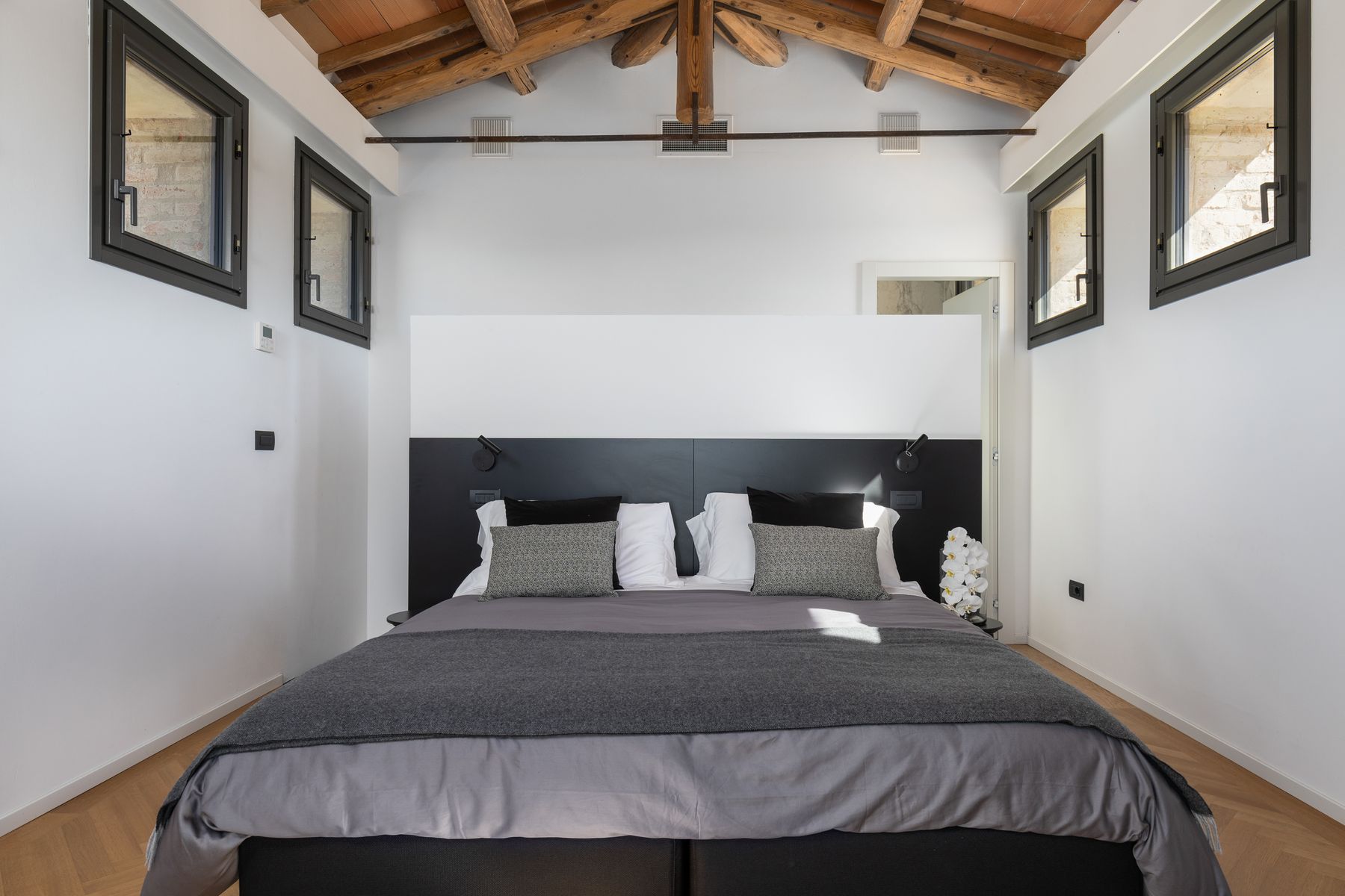 Donato villa photo.