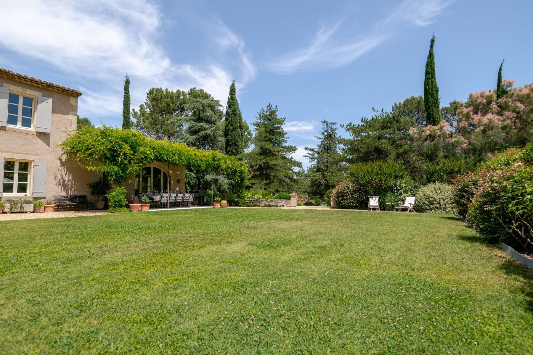 Mas de Roubine villa photo.