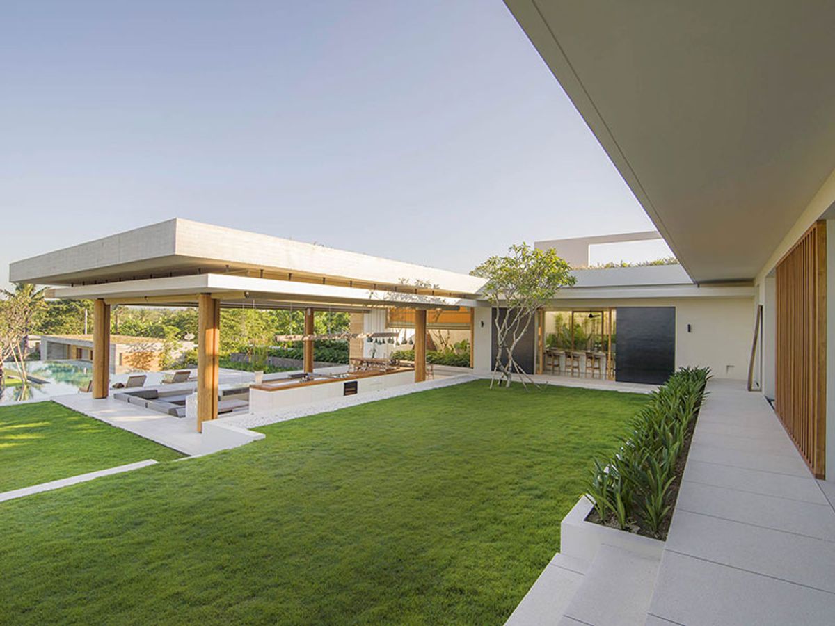 The Iman Villa villa photo.