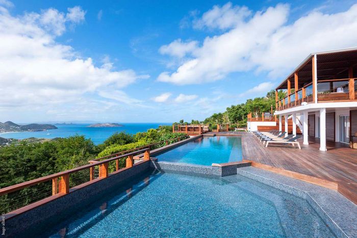 Tucked away on a hillside Jable Villa has a private pool that provides some amazing views