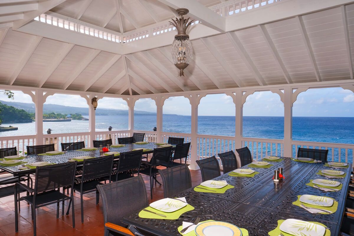 Gazebo dining