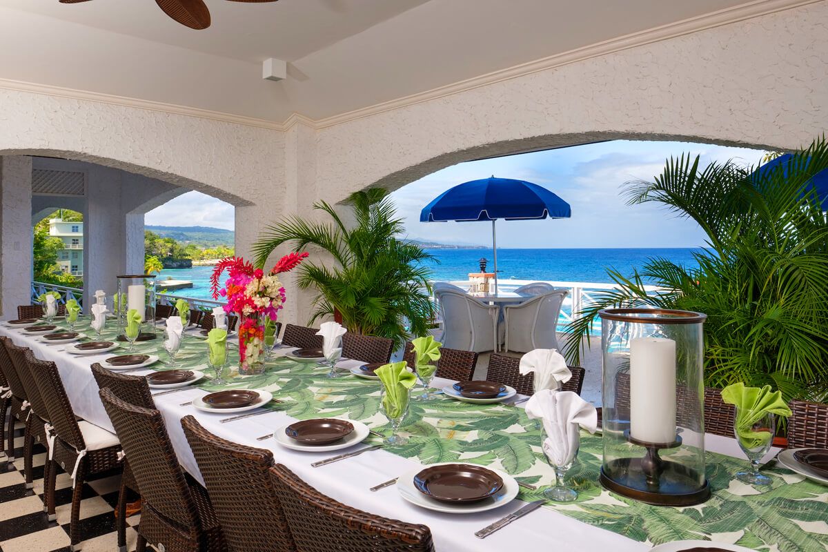 Formal dining 