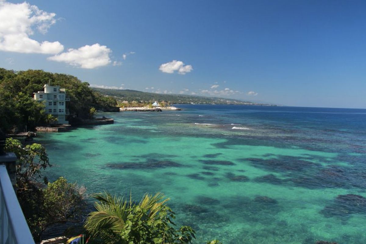 Golden Clouds provides for amazing views of the ocean