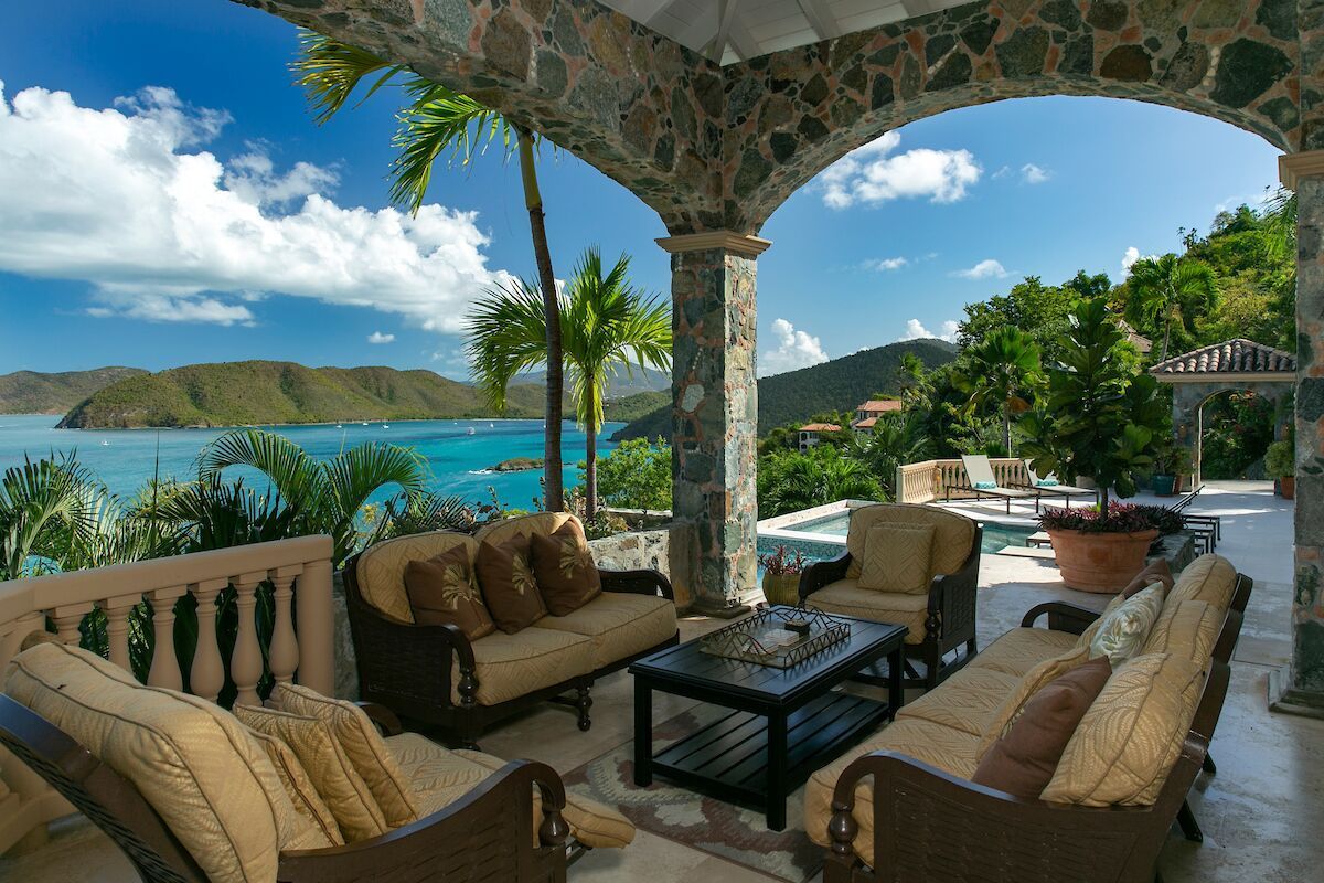 Lantano Villa villa photo.