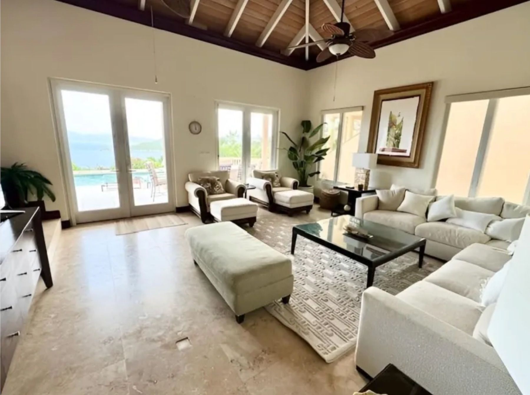 Lantano Villa villa photo.