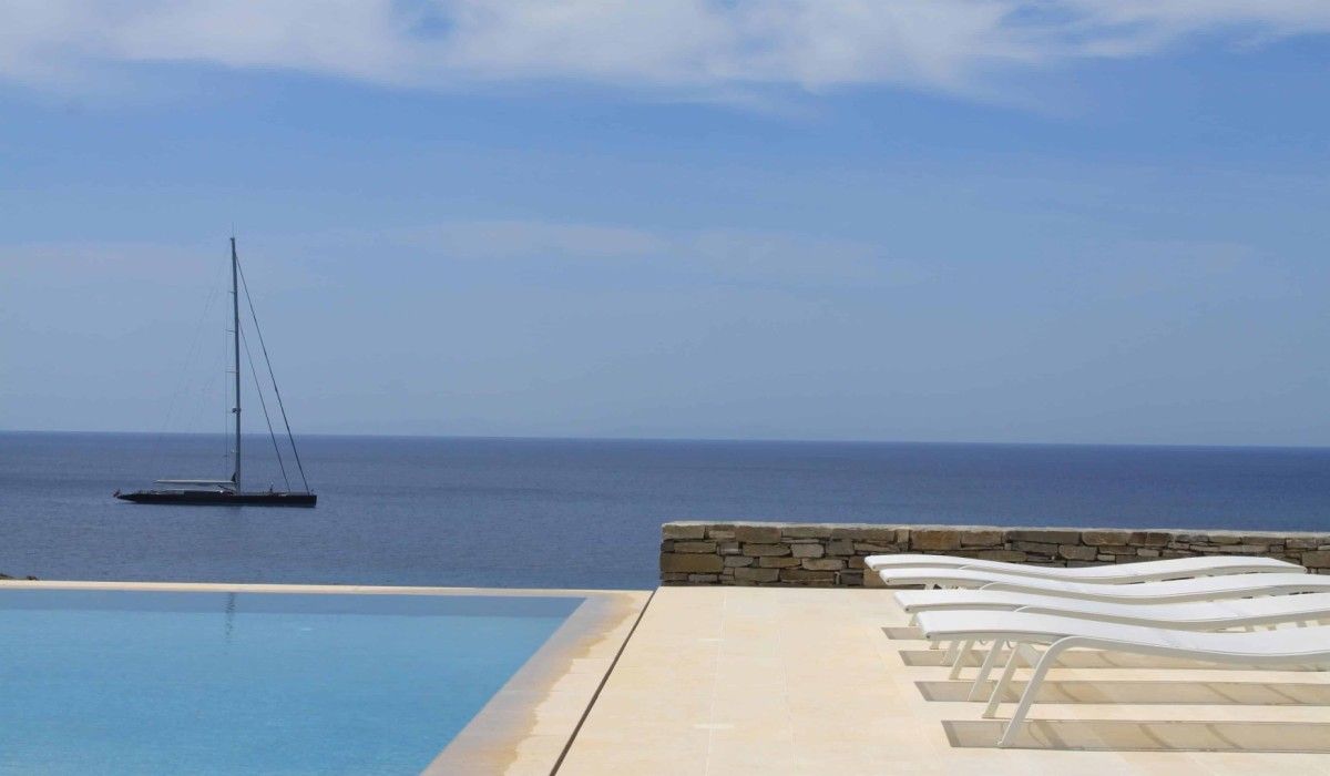 Azure Bay villa photo.