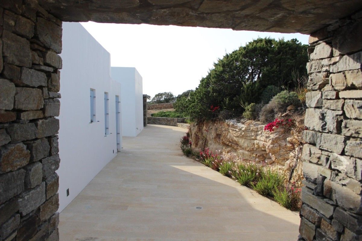 Azure Bay villa photo.