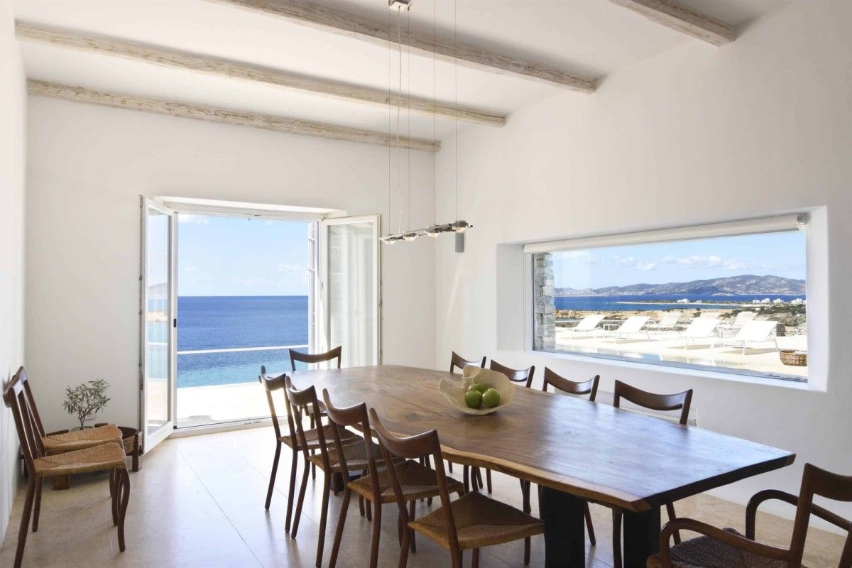 Azure Bay villa photo.