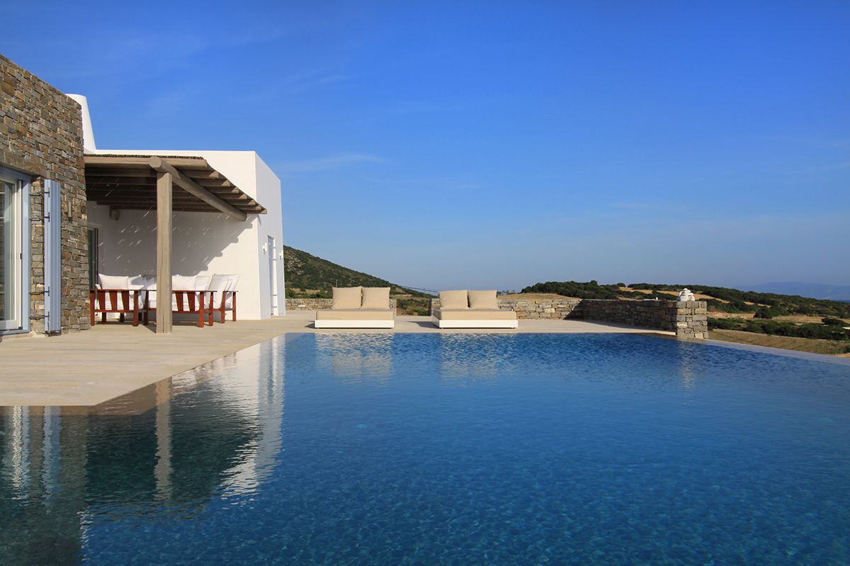 Azure Bay villa photo.