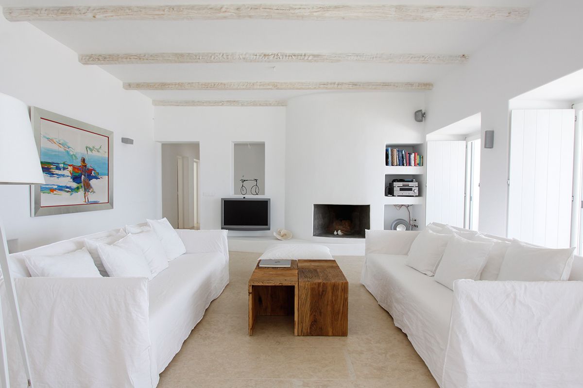 Azure Bay villa photo.