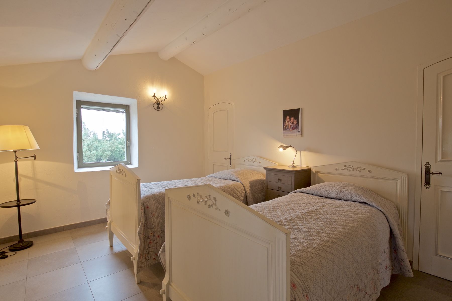 Mas des Nenuphars villa photo.