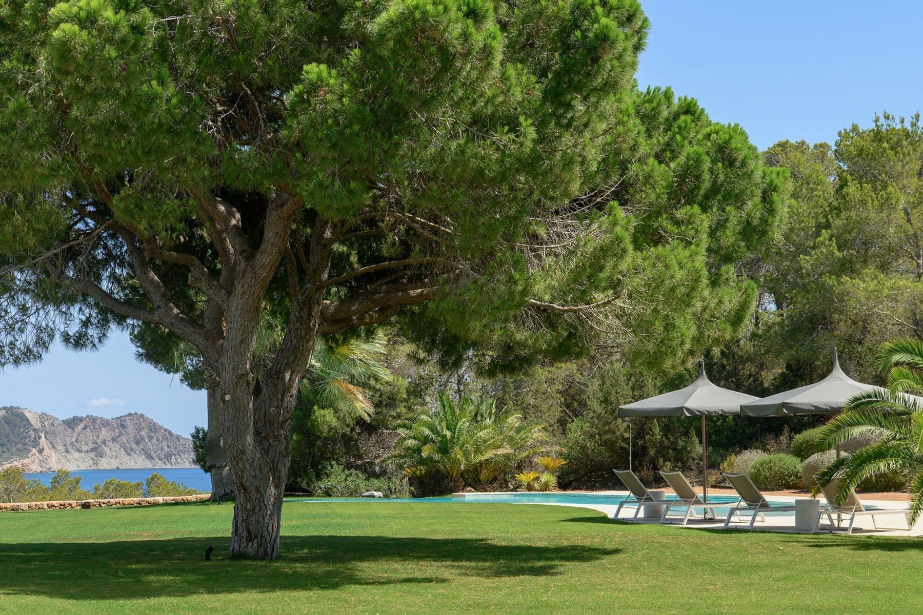 Can Taurino villa photo.