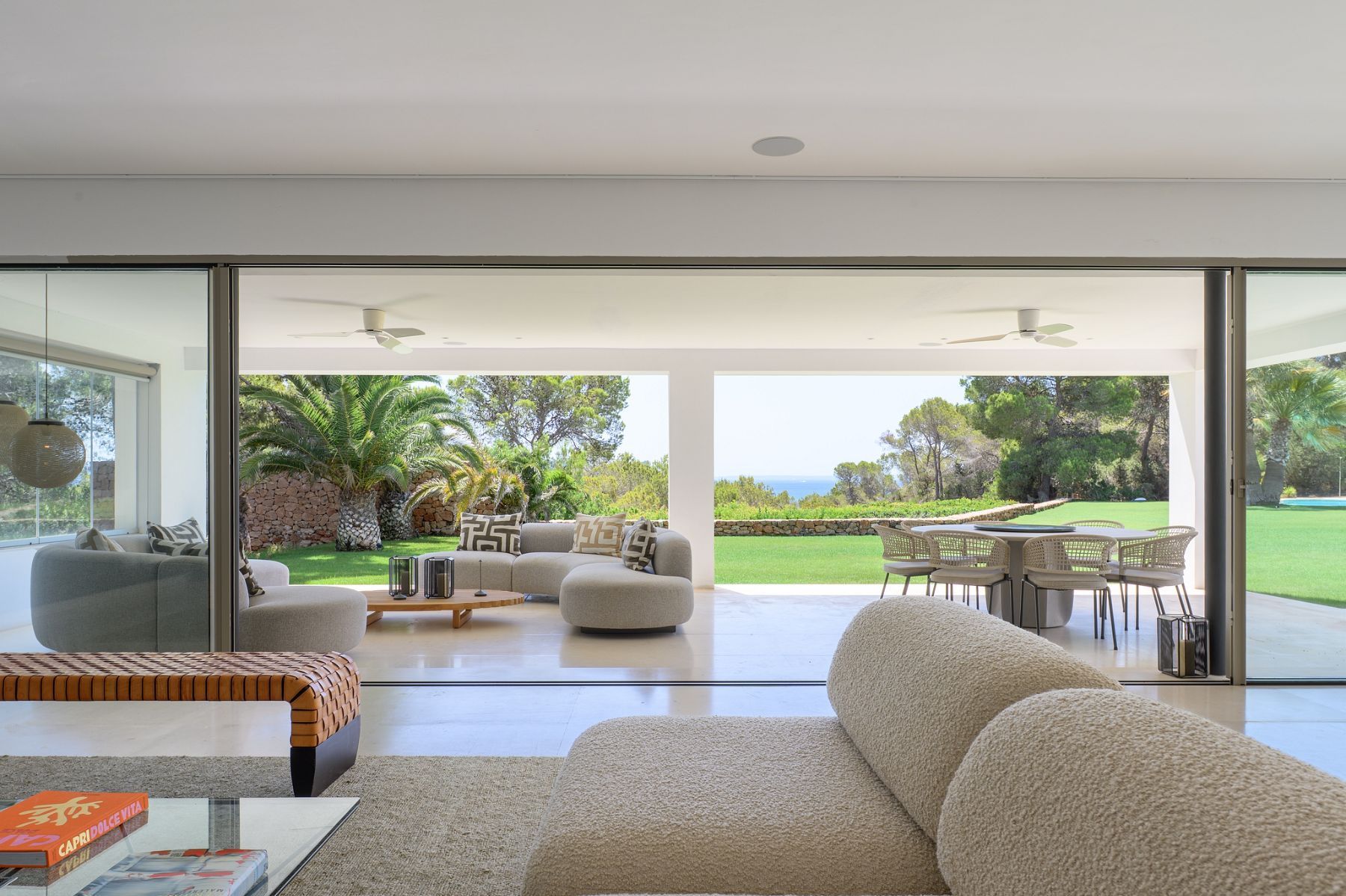 Can Taurino villa photo.