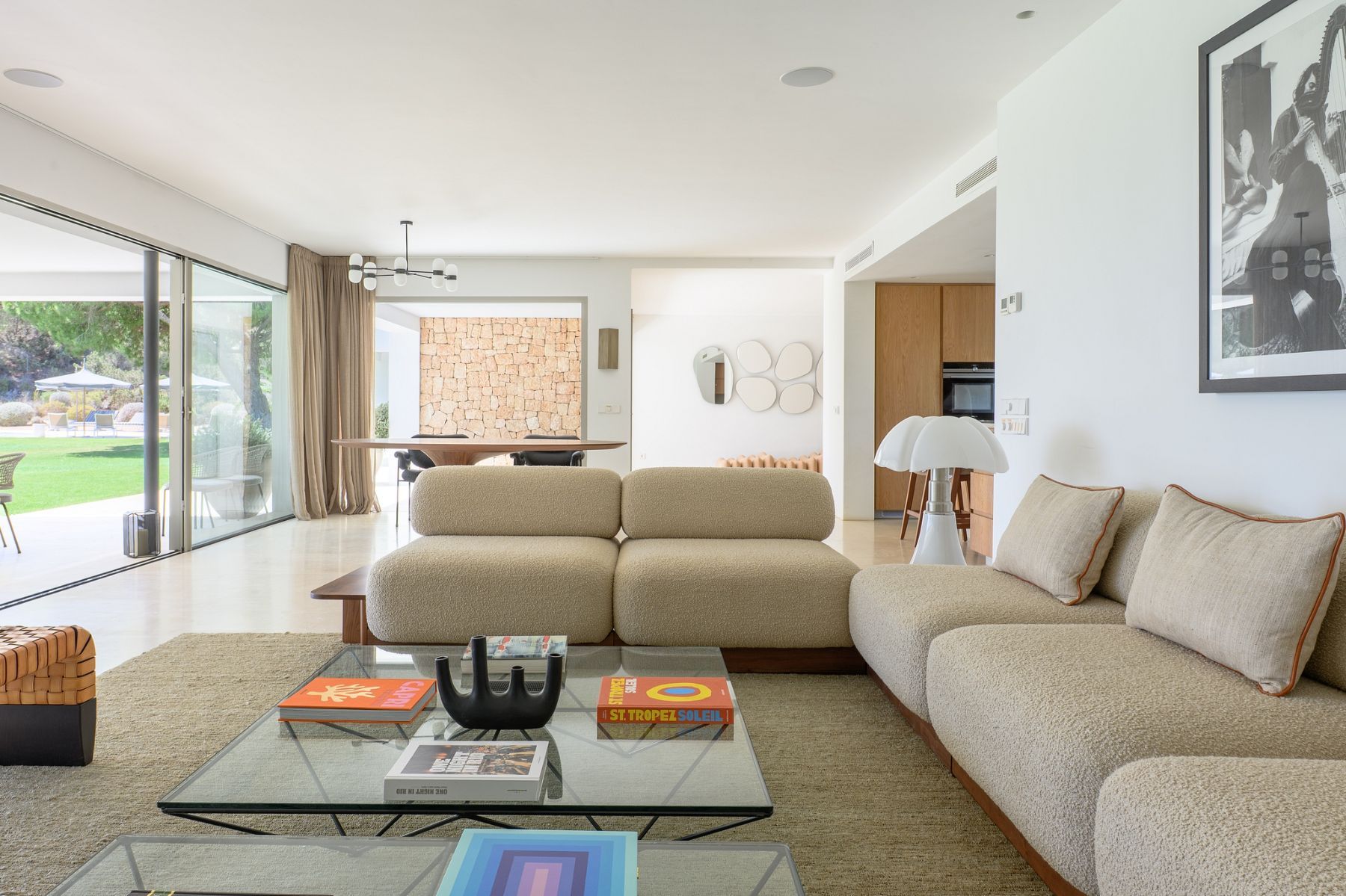 Can Taurino villa photo.