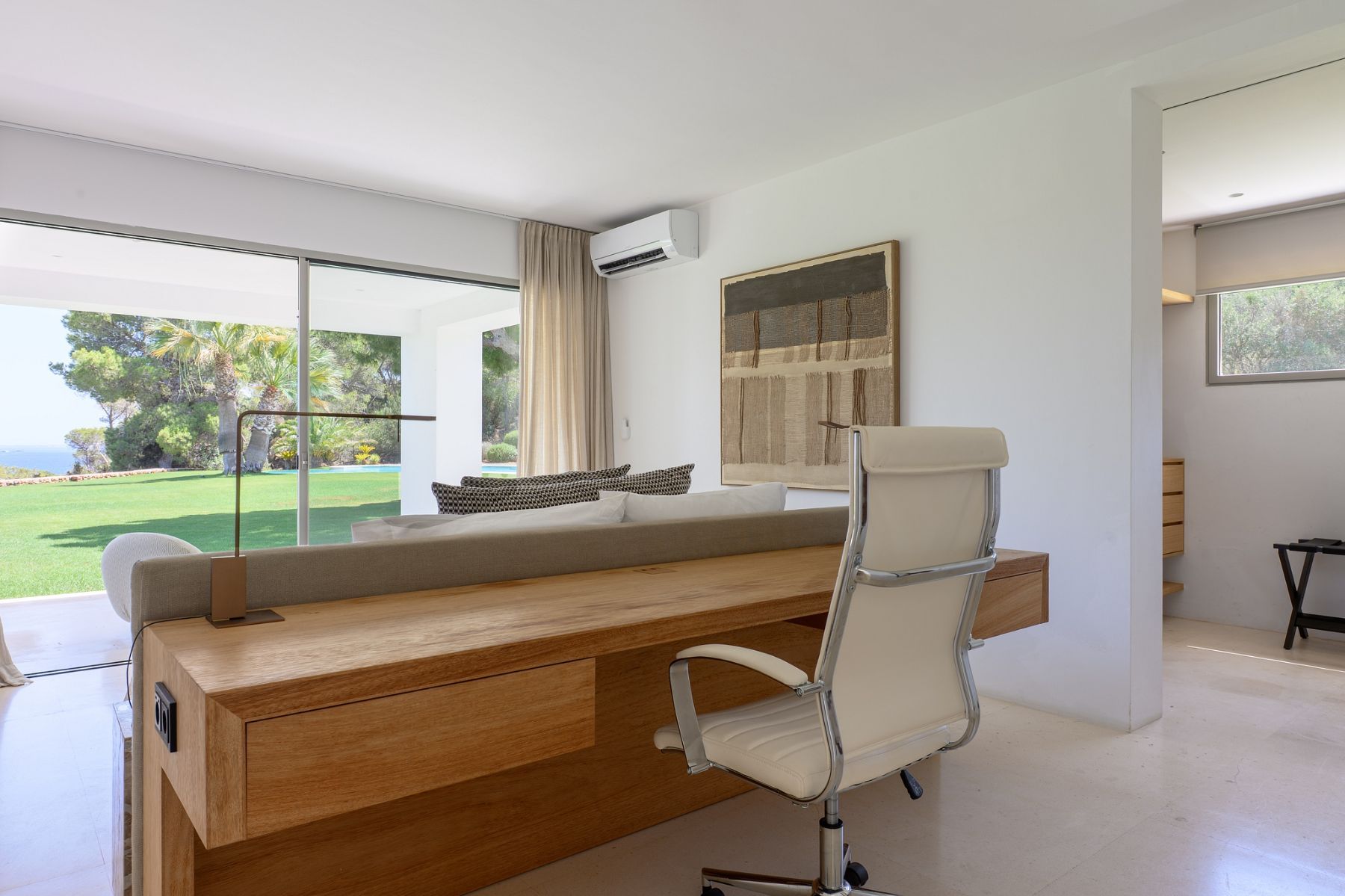 Can Taurino villa photo.