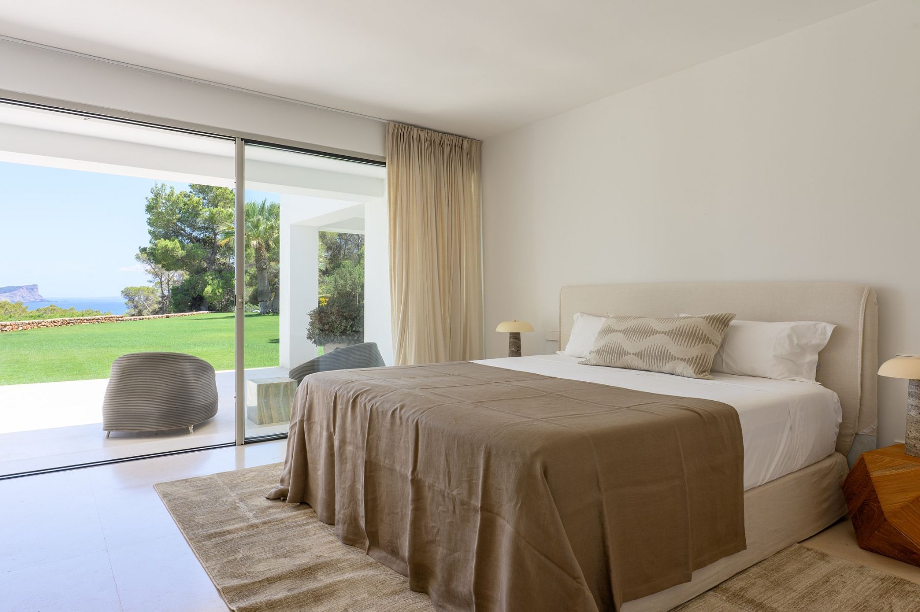 Can Taurino villa photo.