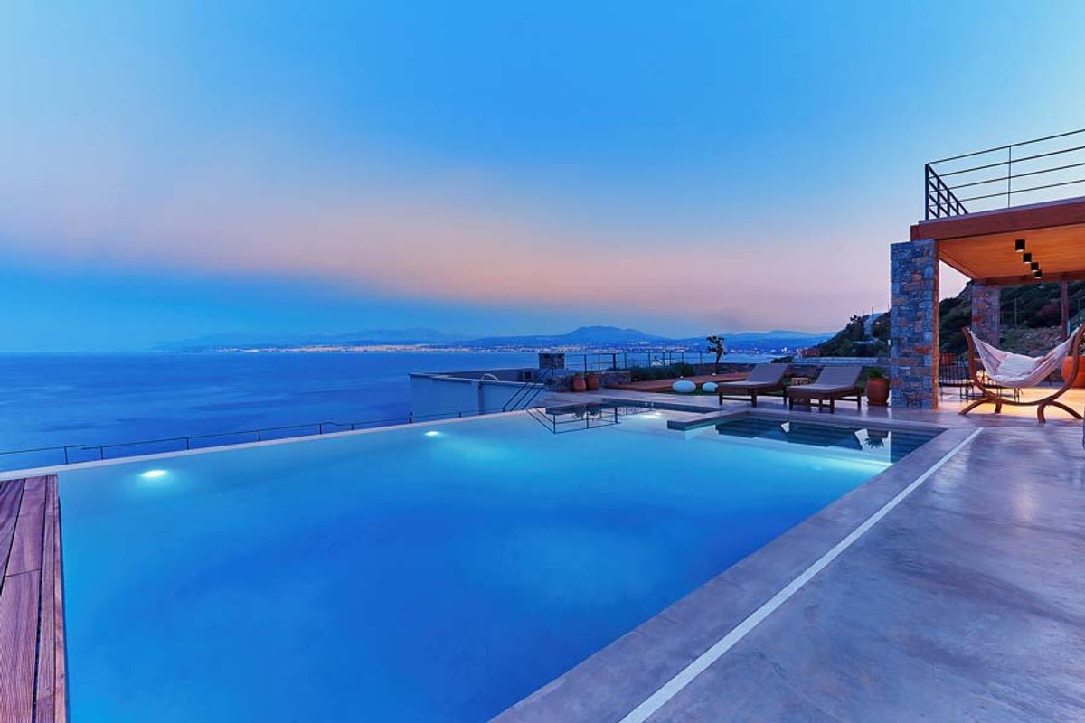 Hilaria villa photo.