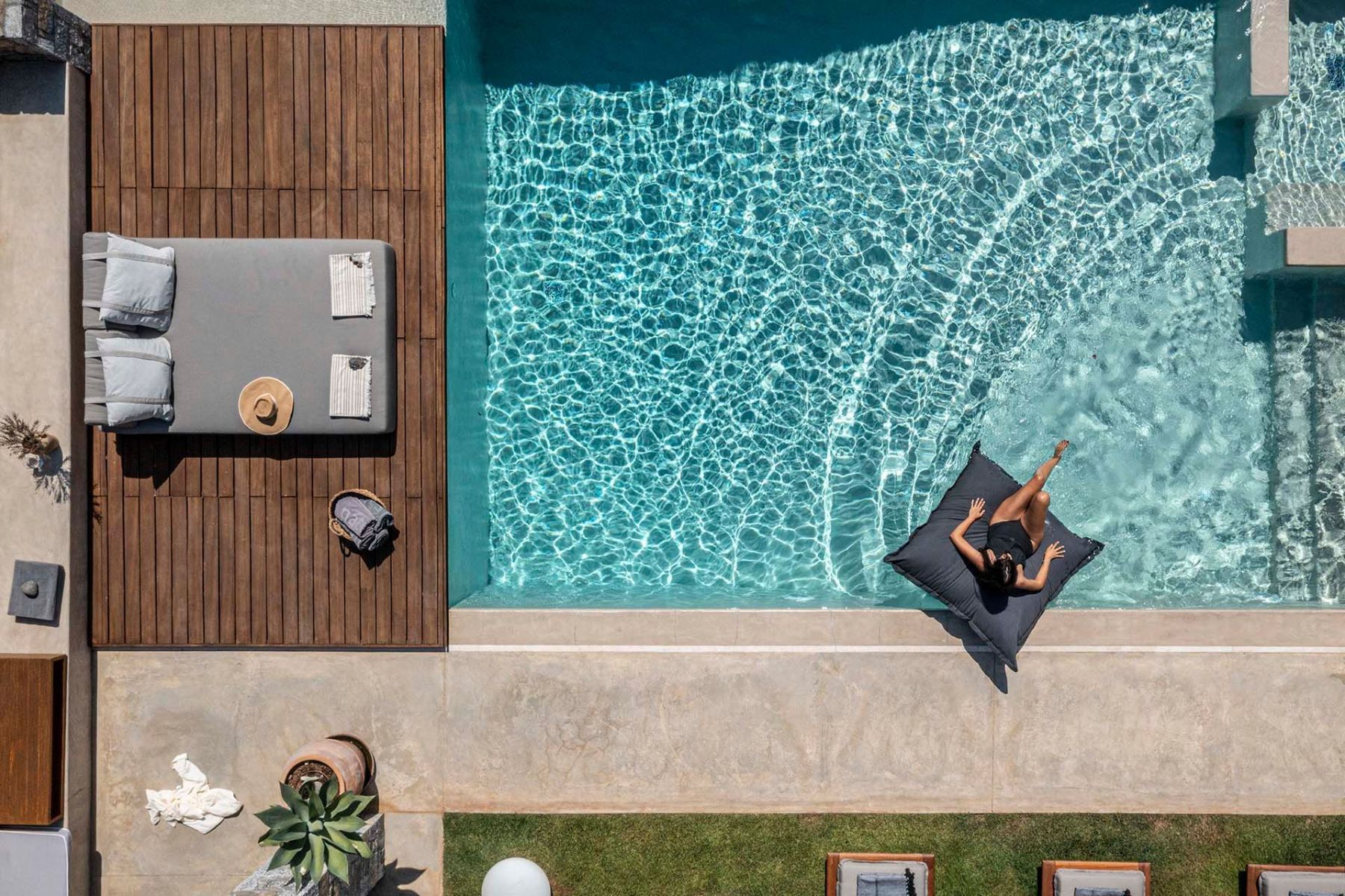 Hilaria villa photo.