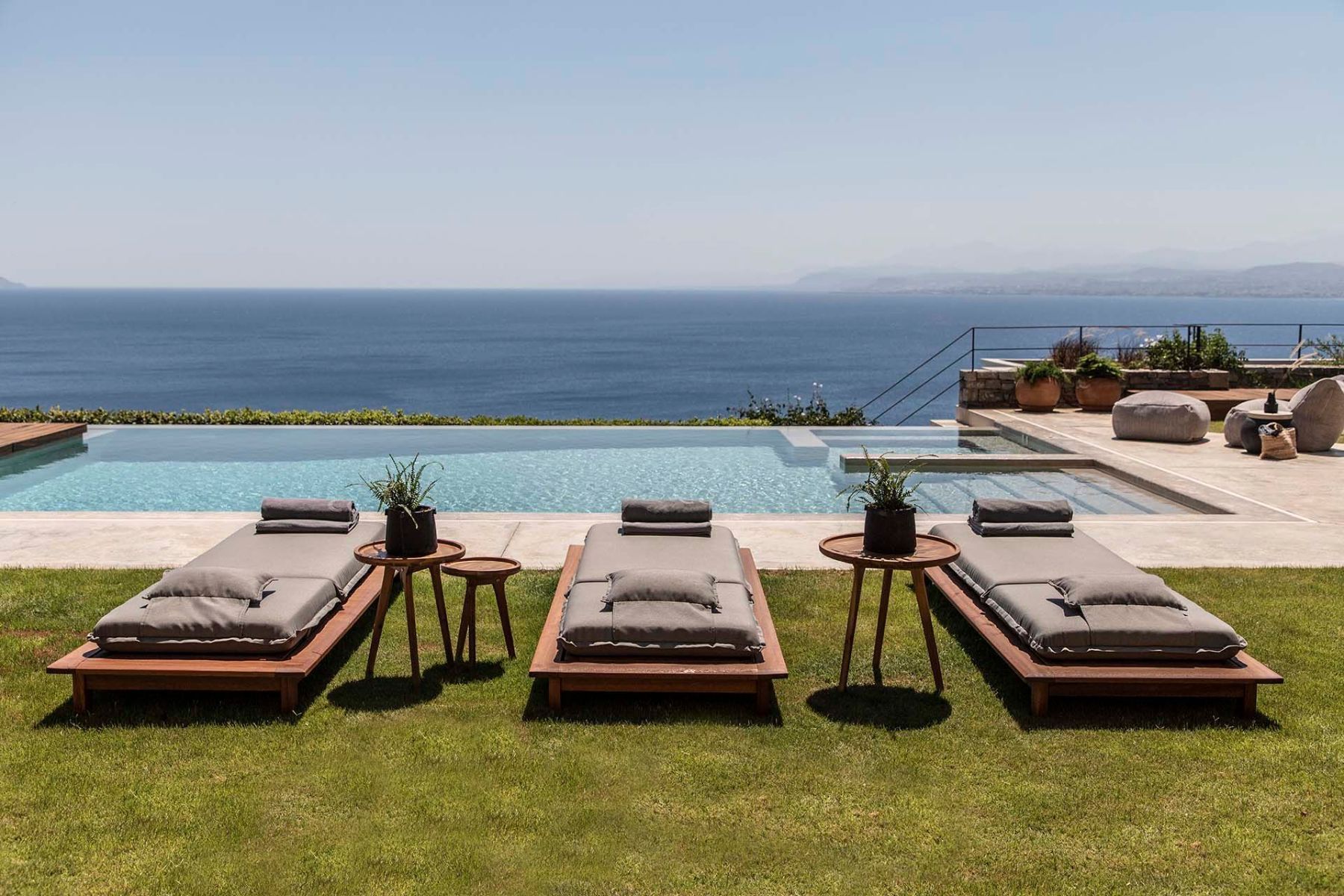 Hilaria villa photo.