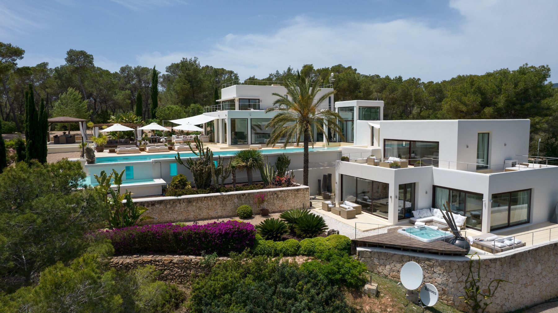 Cana Milene villa photo.