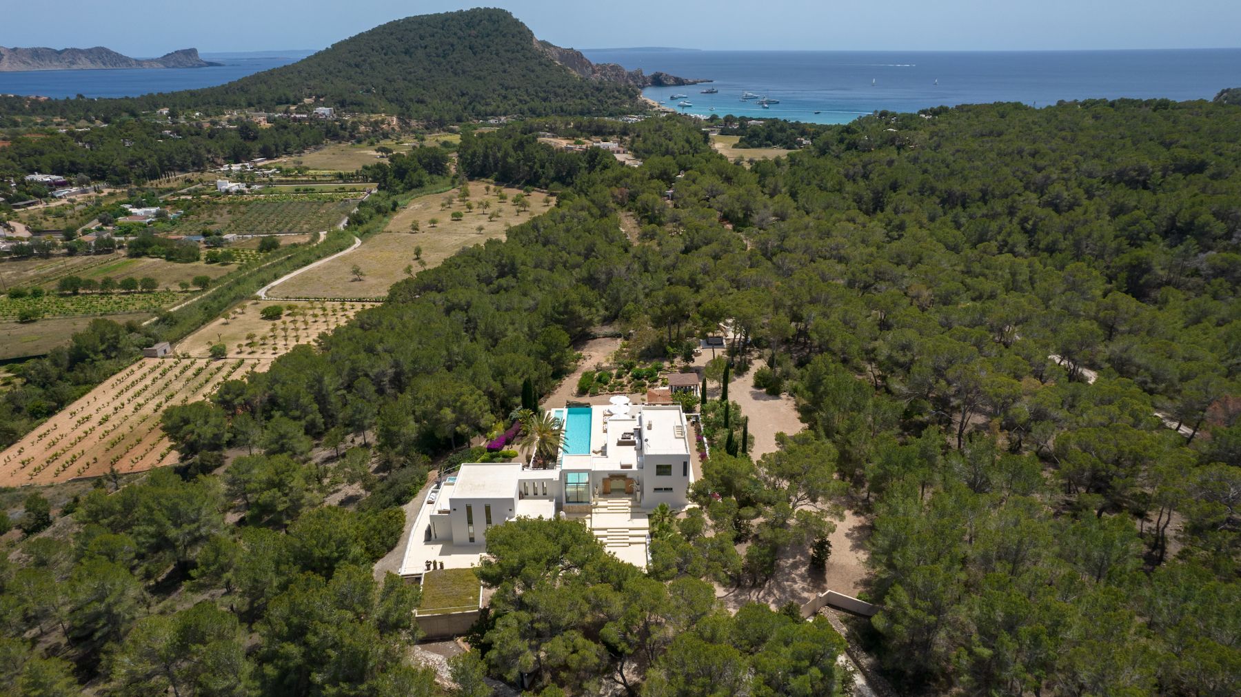 Cana Milene villa photo.