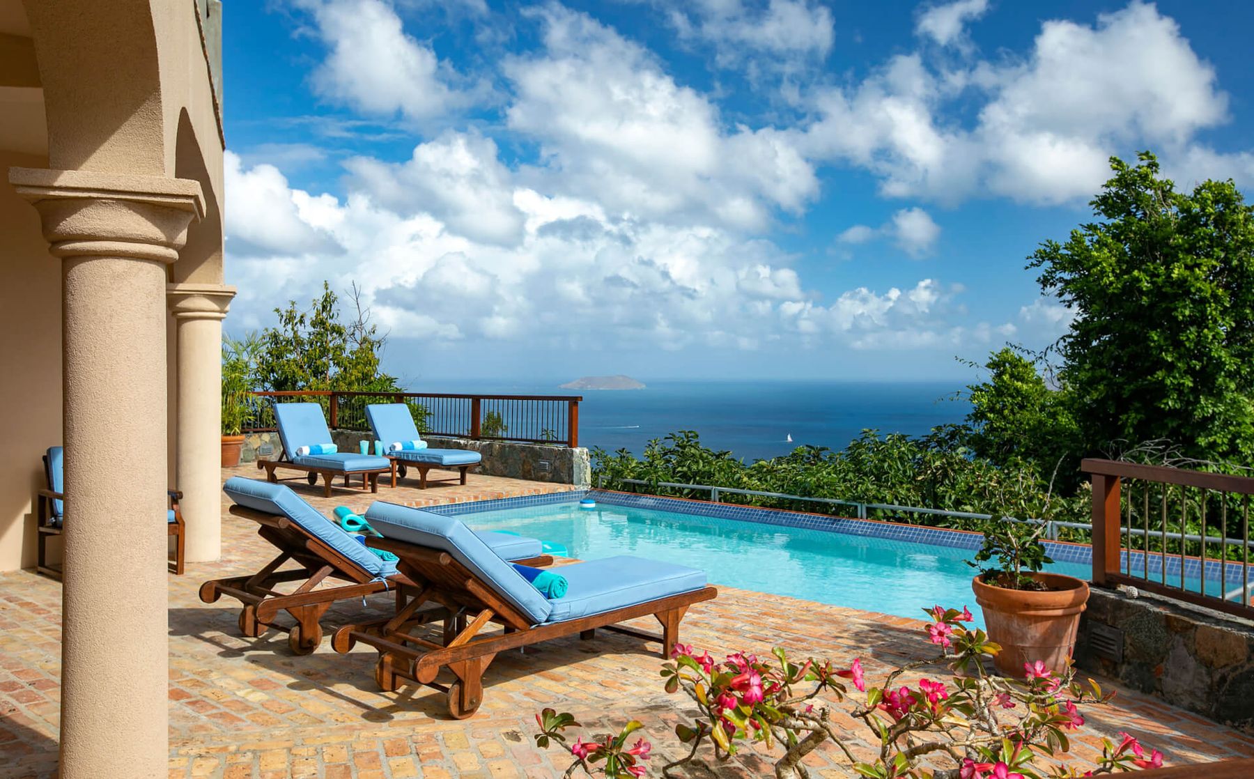 Mango Bay Villa villa photo.