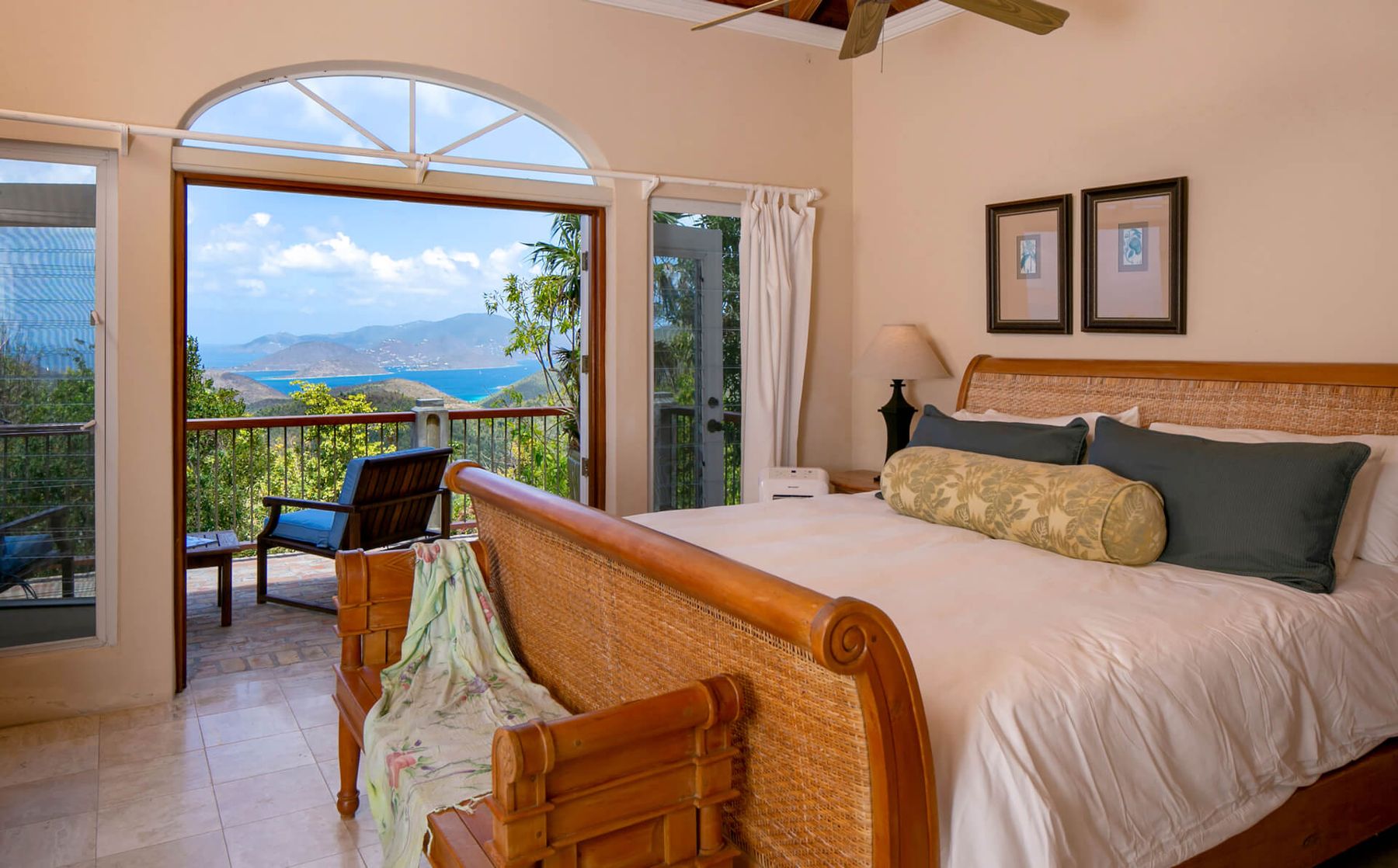 Mango Bay Villa villa photo.