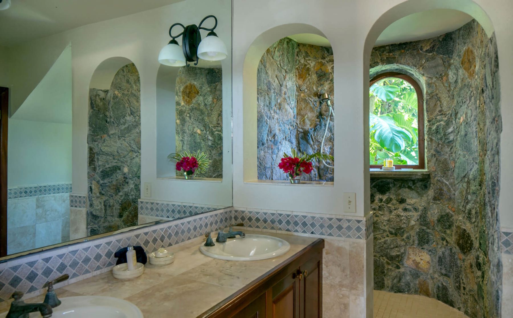 Mango Bay Villa villa photo.