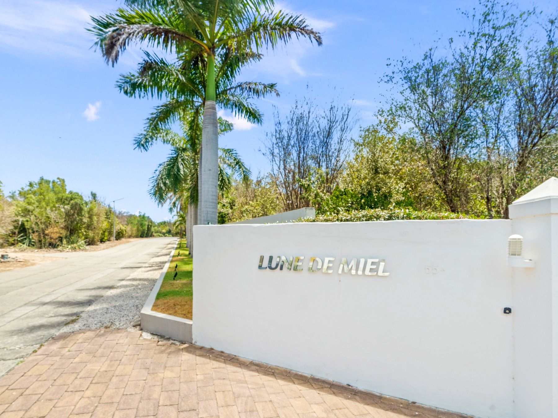 Lune de Miel Villa villa photo.