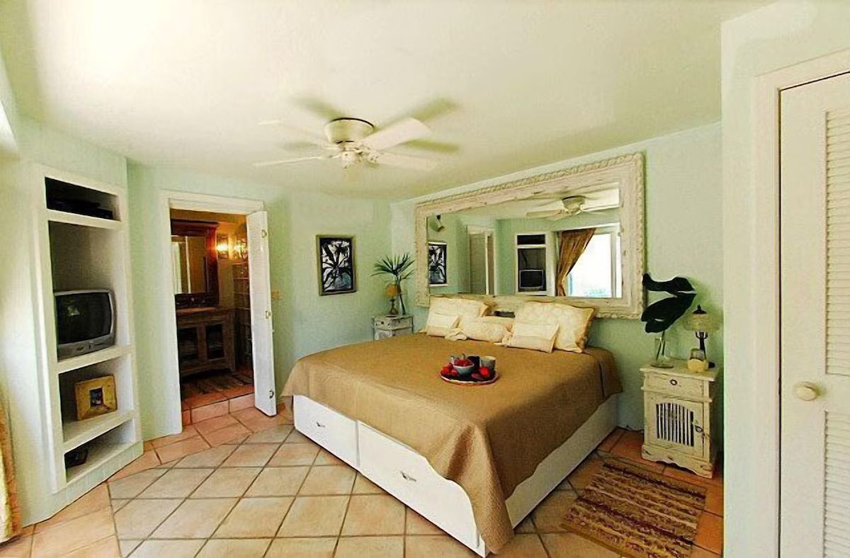 Sunset Beach Villa villa photo.