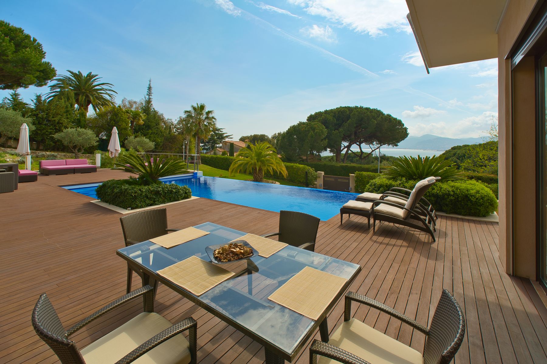 Villa Croix Des Gardes villa photo.