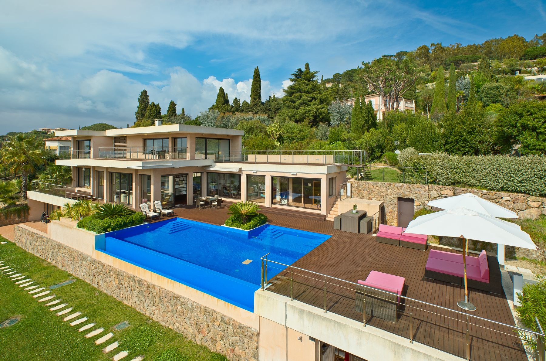 Villa Croix Des Gardes villa photo.