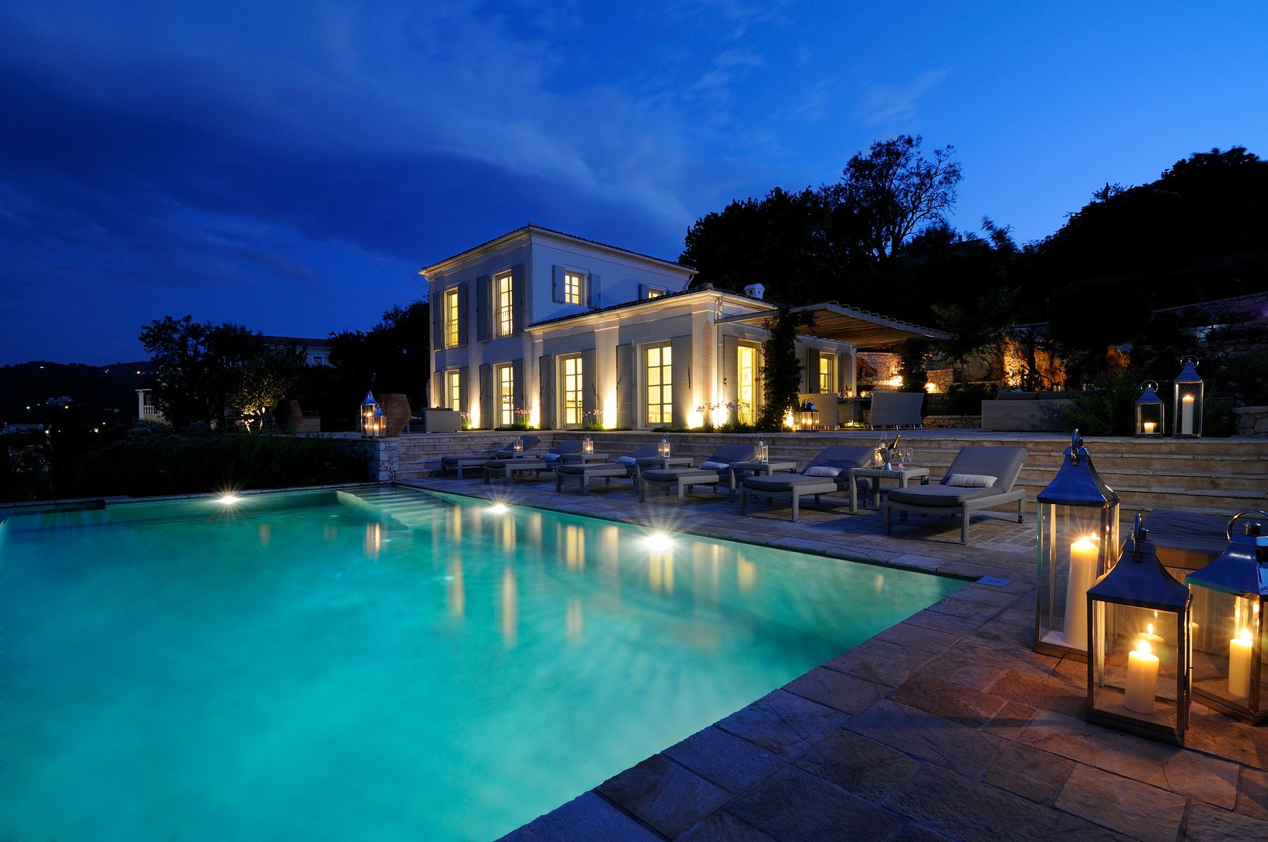 Make memories together at this magnificent residence, quite and secluded, but yet only a short distance from the town of Kassiopi.