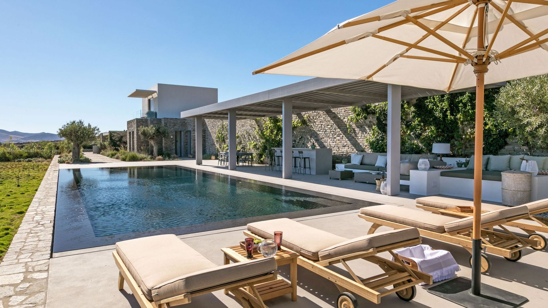 Aquaria One villa photo.