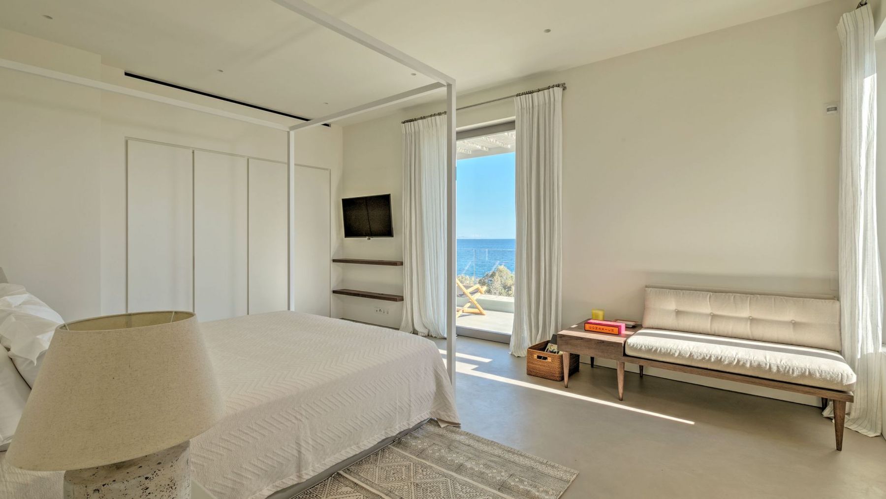 Aquaria One villa photo.