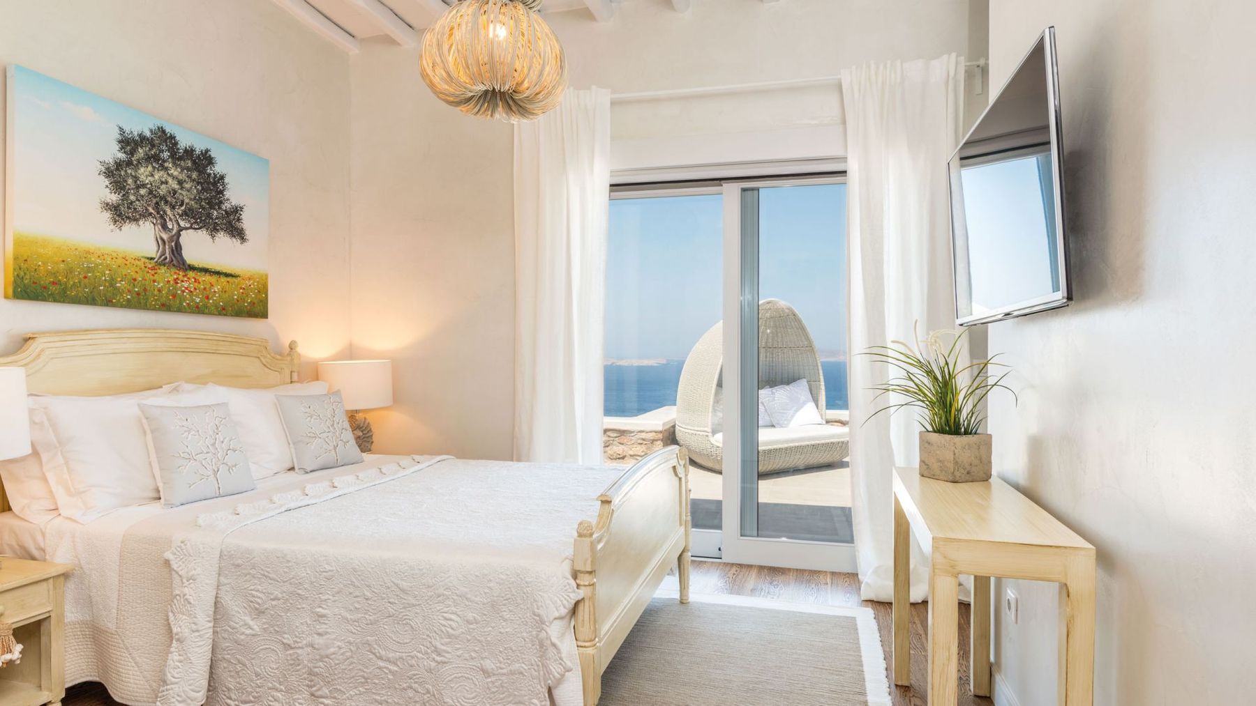 Aura villa photo.