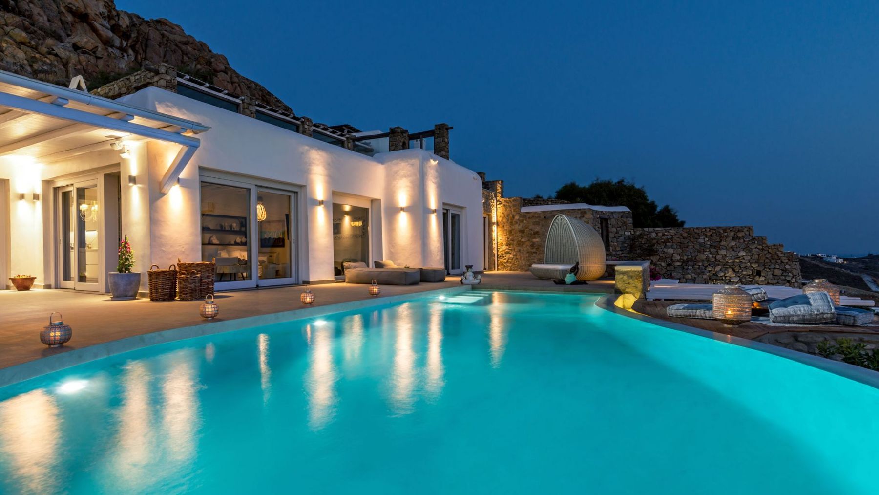 Aura villa photo.