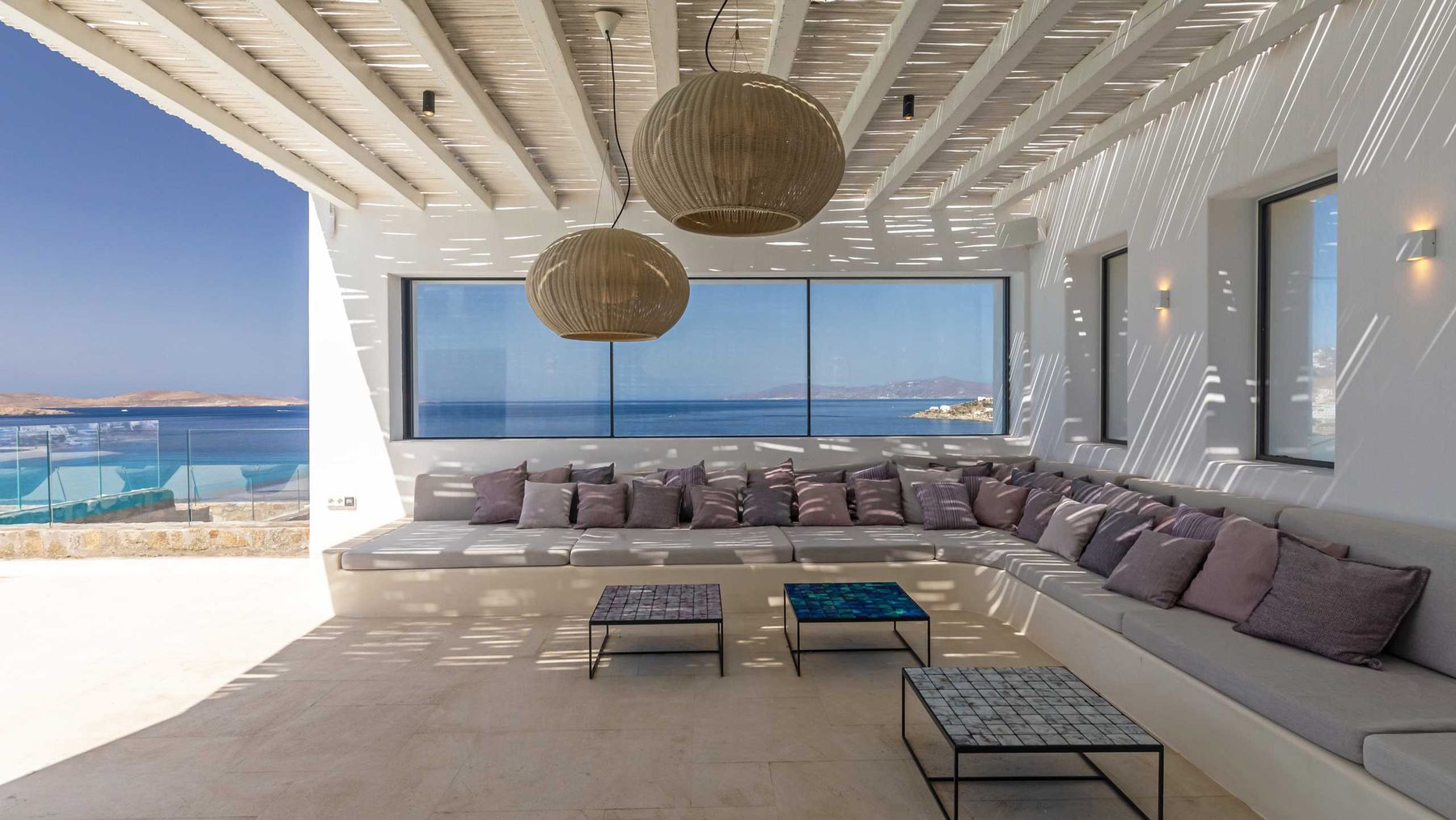 Corniche villa photo.