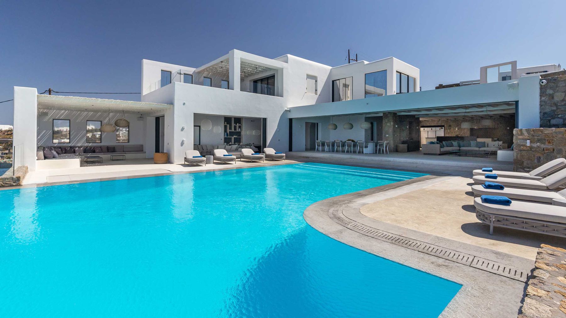 Corniche villa photo.