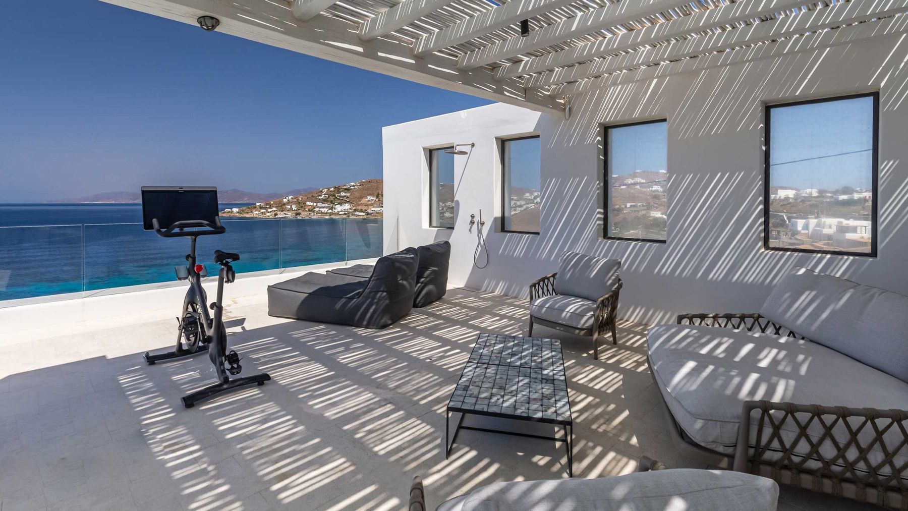 Corniche villa photo.