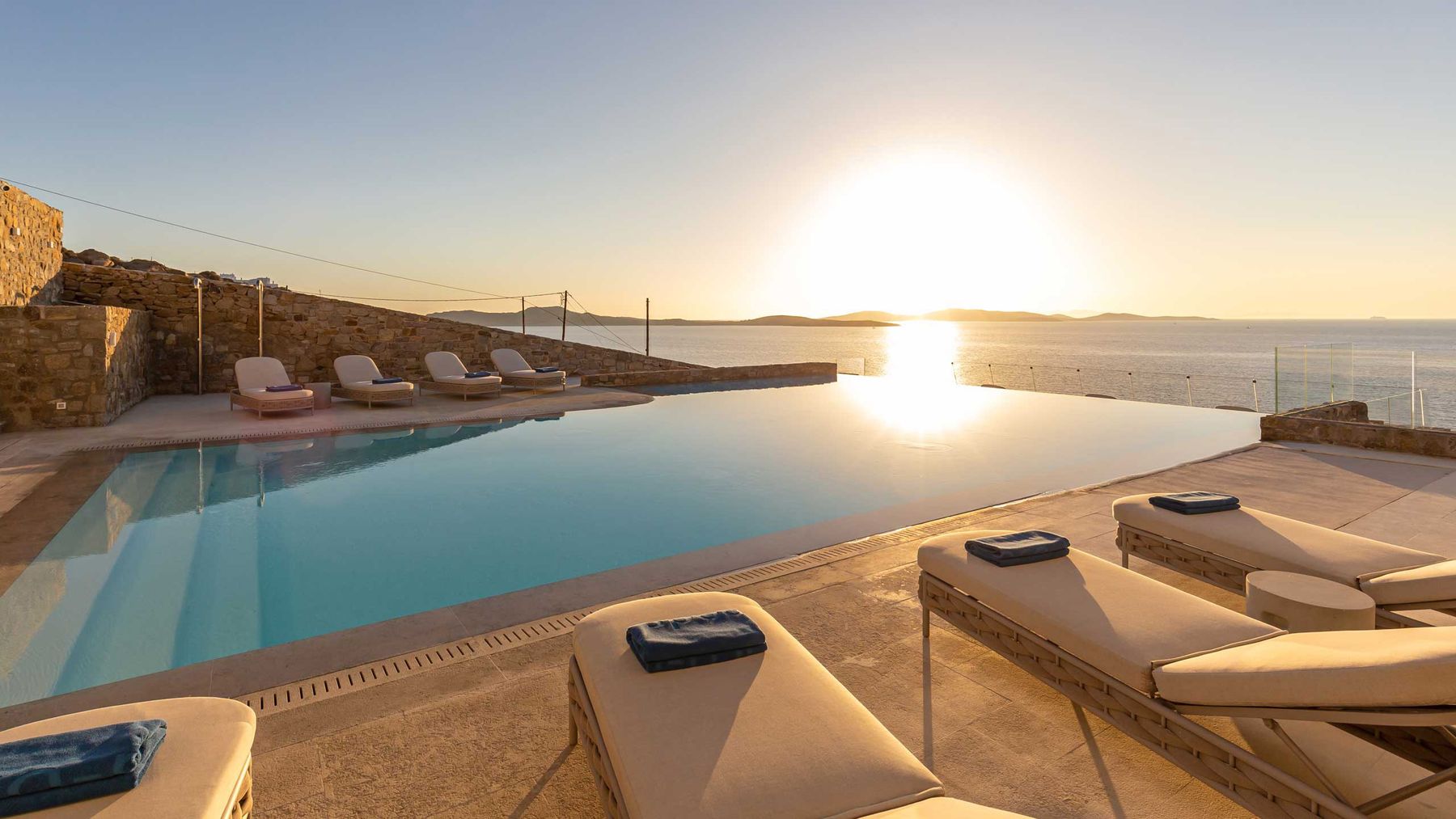 Corniche villa photo.