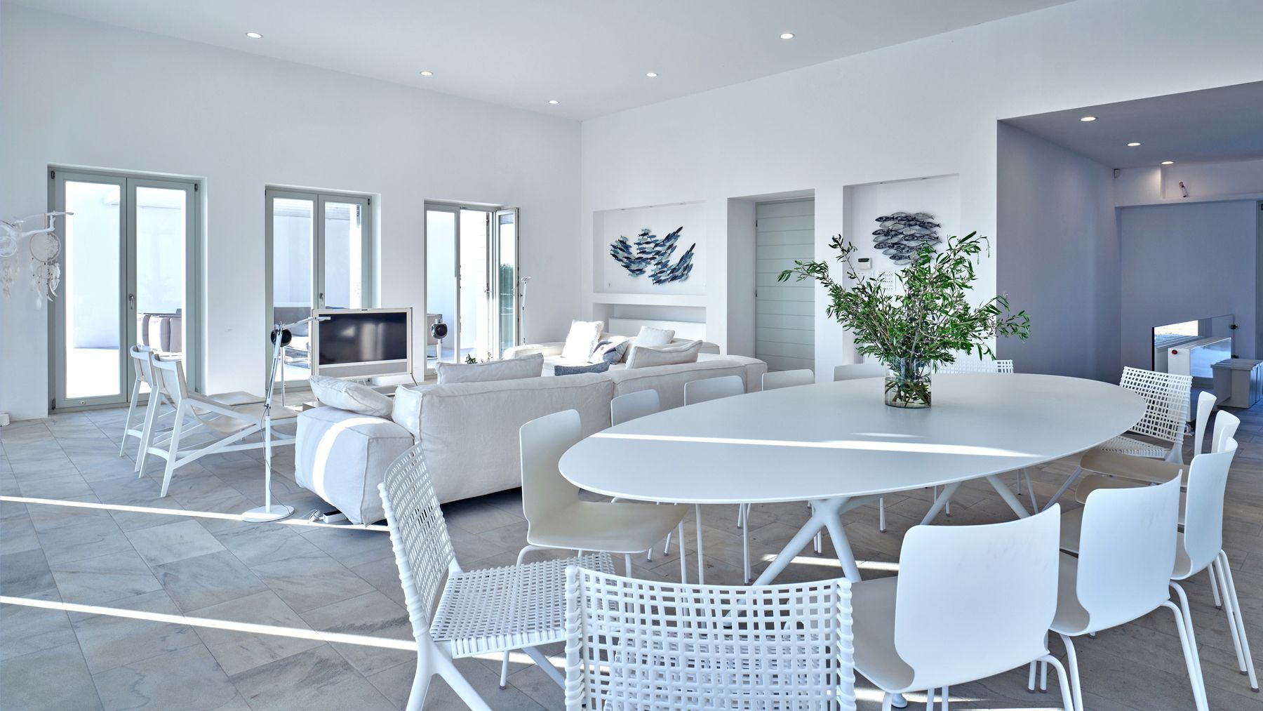 Cosmopolitan villa photo.